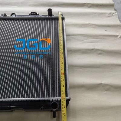 E303 de Radiator Klein Graafwerktuig Replacement 1432296 van de Watertank