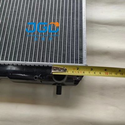 E303 de Radiator Klein Graafwerktuig Replacement 1432296 van de Watertank