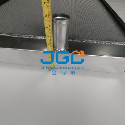 Van het de Toebehorengraafwerktuig van bouwmachines de Radiator van de het Watertank van Accessories EC130