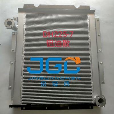 Doosan Daewoo Graafmachine Radiator DH225-7 DH215-7 DH215-9 DH225-9 DH220-9E Solar 225LC-V Olie koeler 13G22000