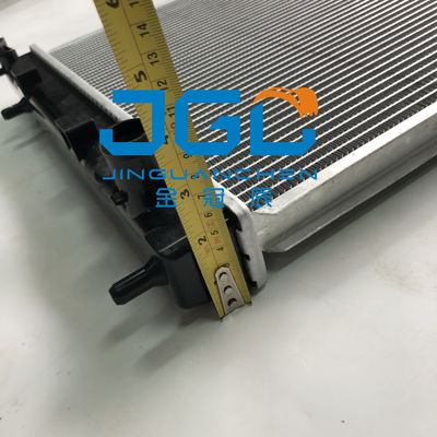 20T-03-81211 Watertankradiator voor graafmachine PC35R-8 PC30R-8 Radiator