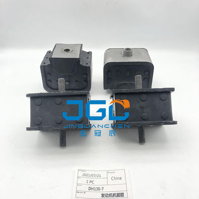 Graafmachineonderdelen Doosan Daewoo DH130-7 Motor voet rubber schokbestendige lijm.