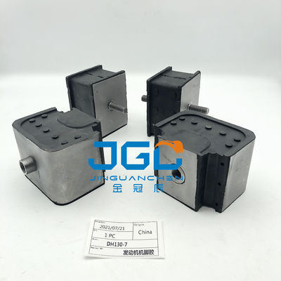 Graafmachineonderdelen Doosan Daewoo DH130-7 Motor voet rubber schokbestendige lijm.