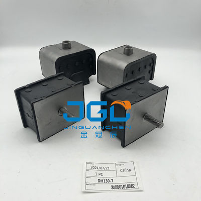 Graafmachineonderdelen Doosan Daewoo DH130-7 Motor voet rubber schokbestendige lijm.