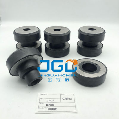 Warme verkoop van hoogwaardige graafmachine motoronderdelen R200 Motor Mount Rubber voor motor montage Front