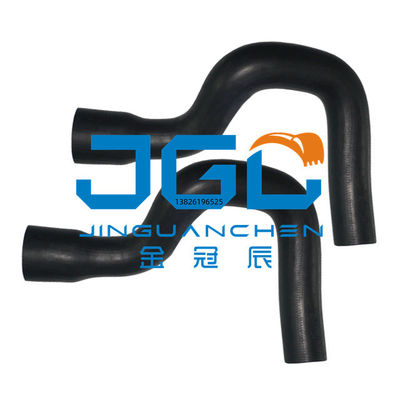 Motoruitlaat E307 E307B Radiator bovenwaterslang 135-5679