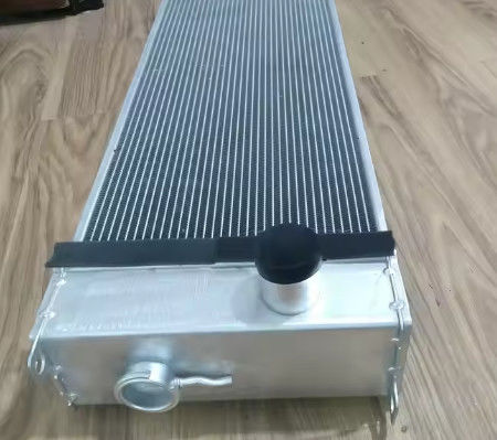 E312D2 Radiator 310 Square Tank Engineering Toepassingen voor graafmachines