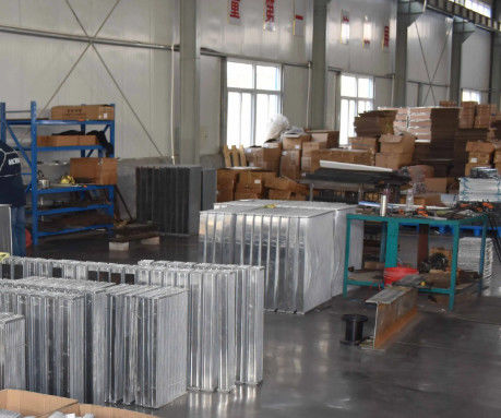 Fabriekskwaliteit aluminium radiator voor graafmachine radiator SWE210