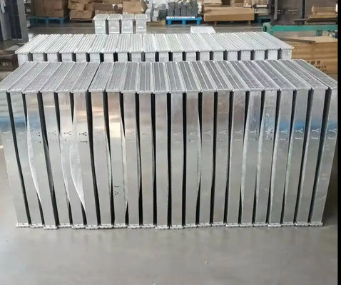 Excavator radiator EC360B Hoogwaardig fabriek aluminium materiaal
