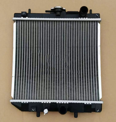 Warm verkoop K7561-85210 RTV900 Graafmachine Radiator Aluminium materiaal