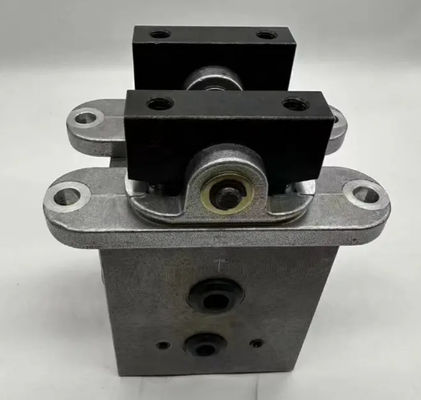 Speciaal model onderklep voor de hydraulische montage van de graafmachine SK135RS
