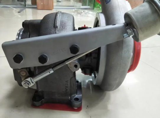 Deeltjes graafmachine Komatsu PC360-7 Cummins motor Turbocompressor