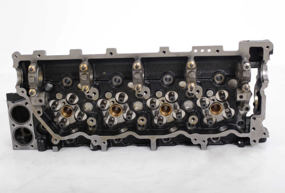 Nieuwe cilinderkop assemblage Isuzu 4HK1 Dieselmotor Onderdelen Constructie-machine onderdelen