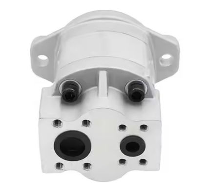 D65 D70 D70LE-12 Olieversnellingspomp 705-11-33530 Hydraulische eenpilootpomp 705-11-33210 Chargepomp 705-11-33100